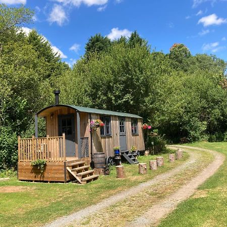 Brook The Shepherd Hut Saltash Exterior photo